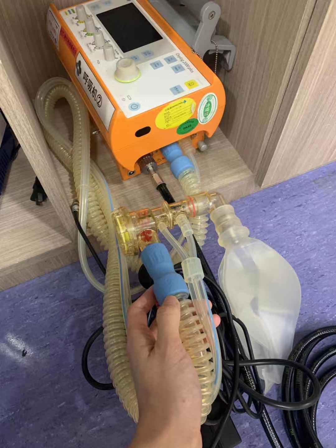 呼吸机与雾化连接图片图片