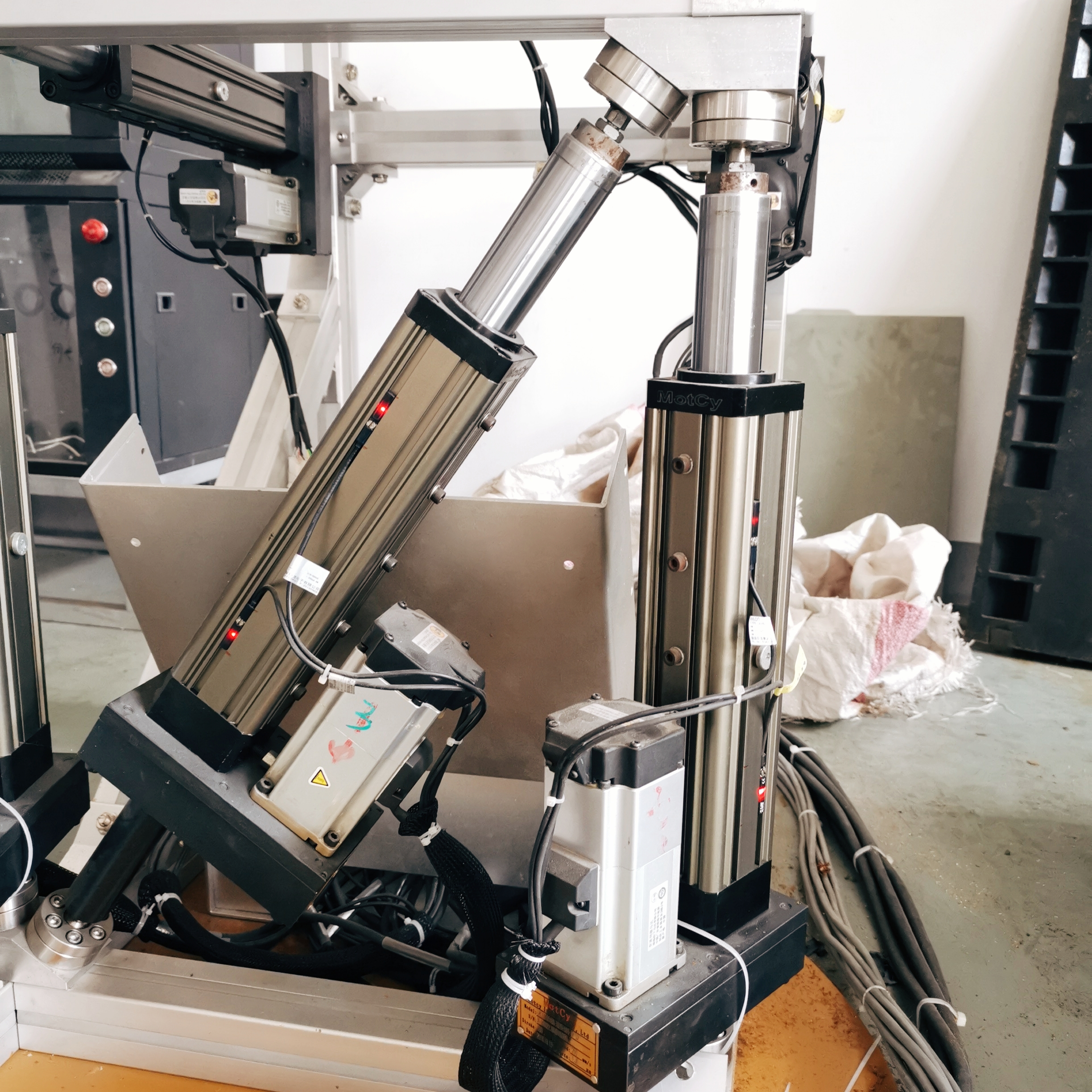 杭州电缸高精度工业级大推力直线折返式直流伺服电动缸定制