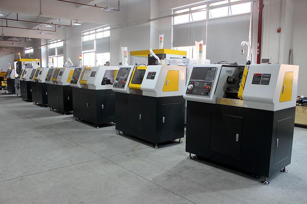 育菁实验室CNC数控车床.jpg 育菁实验室CNC数控车床.jpg