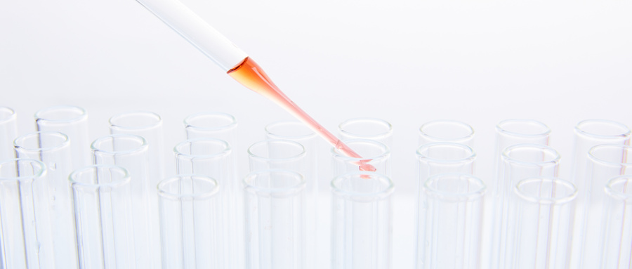 科学研究静物素材试剂滴入试管(企业商用).jpg
